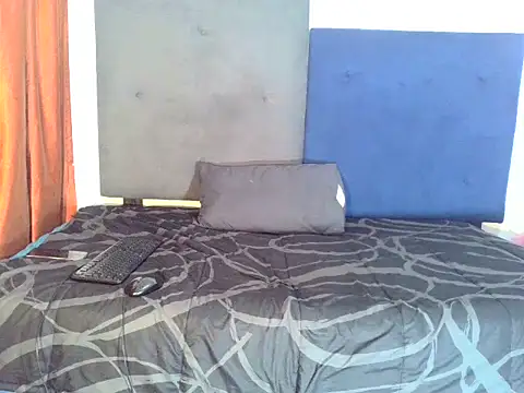 ReginaStar16 online show from 02/19/25, 08:20