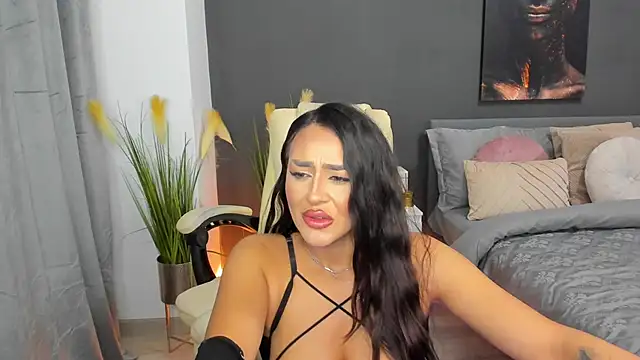 Sonia  Rey online show from 02/11/25, 09:03