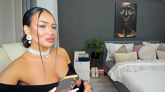 Sonia  Rey online show from 03/13/26, 07:09