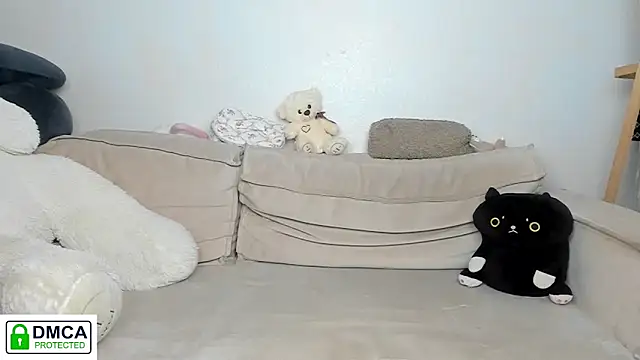 daeneryy online show from 10/13/25, 08:31