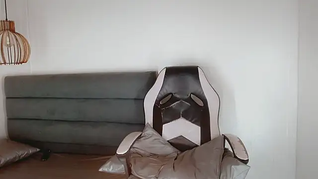 Snapshot of Oriana_braom chatting on 02/03/25, 11:15 Oriana braom online show from 02/03/25, 11:15