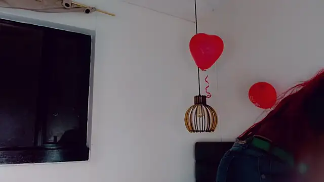 Snapshot of Oriana_braom chatting on 02/15/25, 11:47 Oriana braom online show from 02/15/25, 11:47