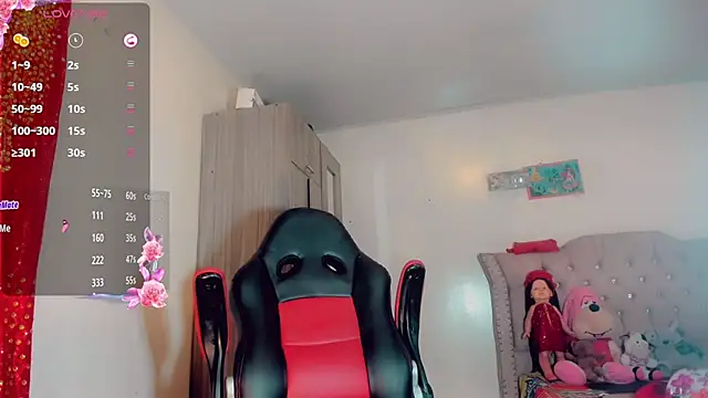 Snapshot of Oriana_braom chatting on 10/23/25, 07:23 Oriana braom online show from 10/23/25, 07:23