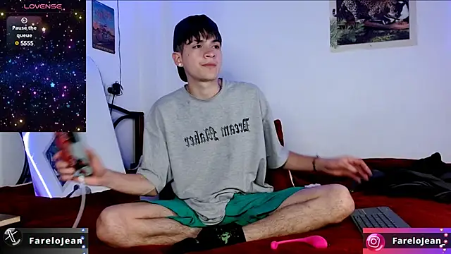 Snapshot of jeanfarelo chatting on 12/19/24, 10:34 jeanfarelo online show from 12/19/24, 10:34