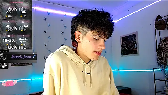 Snapshot of jeanfarelo chatting on 09/21/25, 04:58 jeanfarelo online show from 09/21/25, 04:58