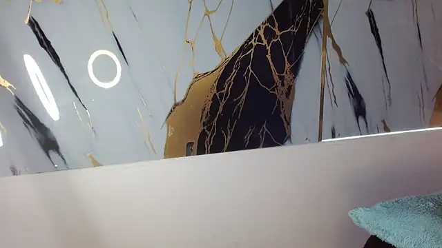 hinataleecs online show from 09/11/25, 07:47