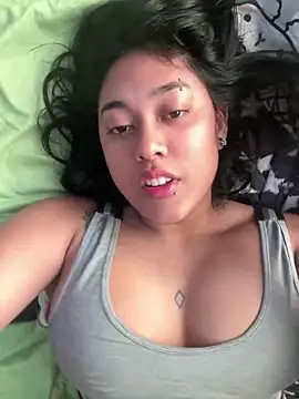 Snapshot of pawmistry chatting on 03/19/26, 06:12 pawmistry online show from 03/19/26, 06:12