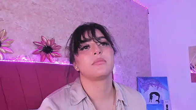 LorenaStevens online show from 02/13/25, 10:02