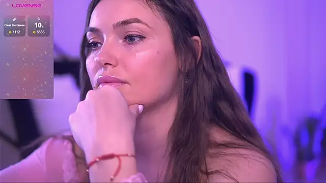 EmilyJuarez online show from 05/15/26, 08:43