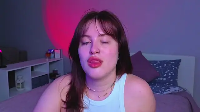 Snapshot of _Sarah_Soul_ chatting on 06/17/26, 10:54 Sarah Soul online show from 06/17/26, 10:54