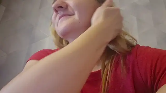 EstrellaWalters online show from 11/02/25, 06:16