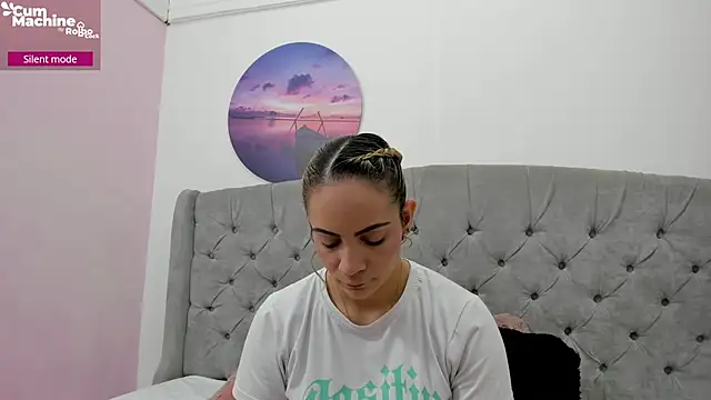 Valesskahall online show from 11/14/25, 12:15