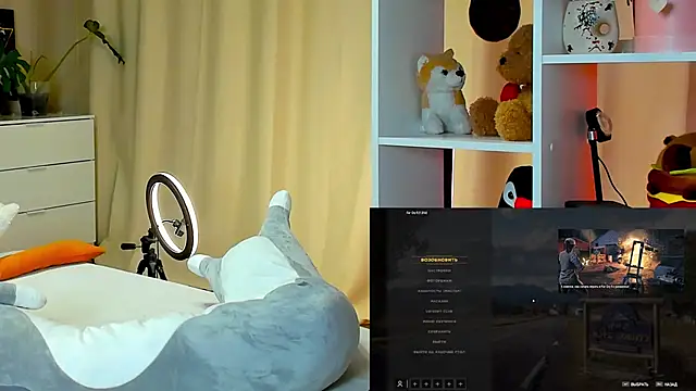 callmetori online show from 12/22/24, 12:05