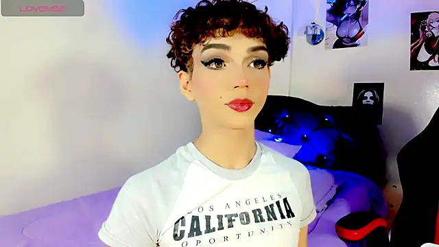 Snapshot of Elissa_taylor_ chatting on 11/14/25, 07:12 Elissa taylor online show from 11/14/25, 07:12