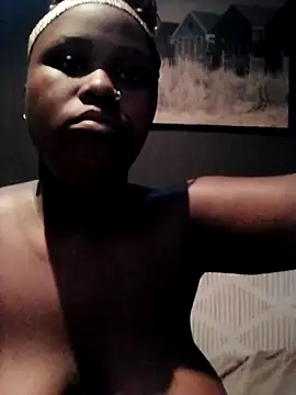 Snapshot of Dark_Berry_26 chatting on 03/12/25, 07:49 Dark Berry 26 online show from 03/12/25, 07:49