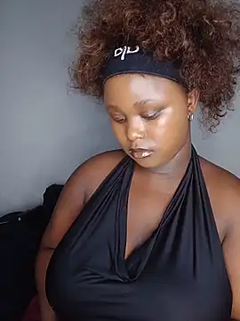 Dark Berry 26 online show from 05/31/26, 12:30
