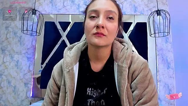 Snapshot of _alaia_collway_ chatting on 12/03/24, 11:44 alaia collway online show from 12/03/24, 11:44