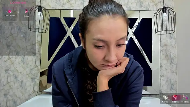 Snapshot of _alaia_collway_ chatting on 12/05/24, 11:49 alaia collway online show from 12/05/24, 11:49