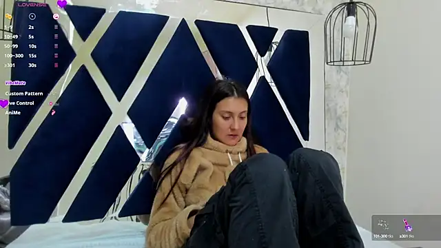 Snapshot of _alaia_collway_ chatting on 12/27/24, 12:12 alaia collway online show from 12/27/24, 12:12