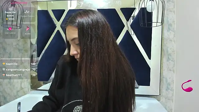 Snapshot of _alaia_collway_ chatting on 01/13/25, 03:36 alaia collway online show from 01/13/25, 03:36