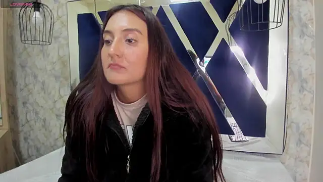 Snapshot of _alaia_collway_ chatting on 01/18/25, 03:05 alaia collway online show from 01/18/25, 03:05