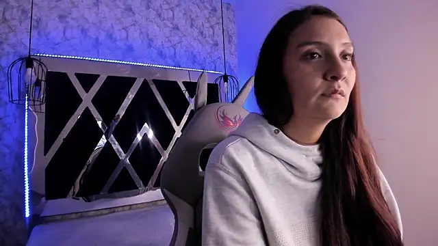 Snapshot of _alaia_collway_ chatting on 01/30/25, 12:06 alaia collway online show from 01/30/25, 12:06