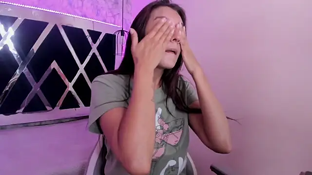 Snapshot of _alaia_collway_ chatting on 02/03/25, 11:42 alaia collway online show from 02/03/25, 11:42