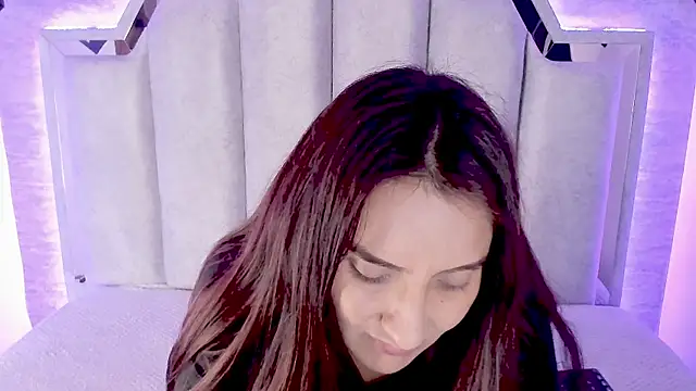 Snapshot of _alaia_collway_ chatting on 02/08/25, 05:50 alaia collway online show from 02/08/25, 05:50