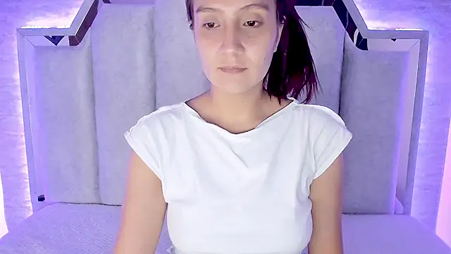 Snapshot of _alaia_collway_ chatting on 02/14/25, 12:03 alaia collway online show from 02/14/25, 12:03