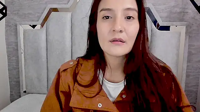 Snapshot of _alaia_collway_ chatting on 02/18/25, 12:17 alaia collway online show from 02/18/25, 12:17