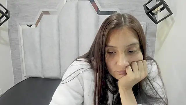 Snapshot of _alaia_collway_ chatting on 03/10/25, 11:53 alaia collway online show from 03/10/25, 11:53