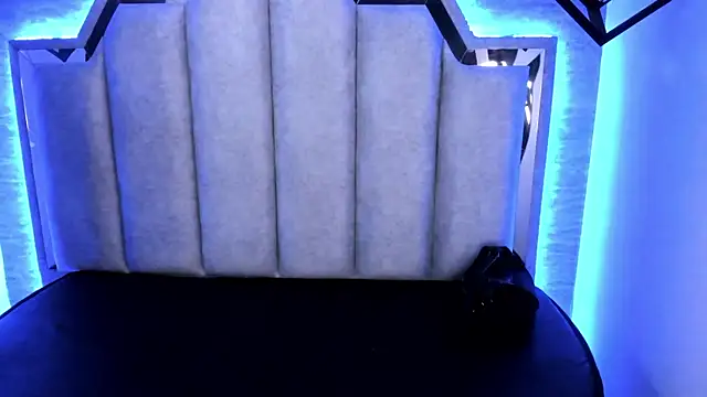 Snapshot of _alaia_collway_ chatting on 03/19/25, 12:12 alaia collway online show from 03/19/25, 12:12