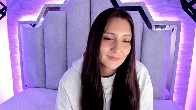 Snapshot of _alaia_collway_ chatting on 03/22/25, 12:25 alaia collway online show from 03/22/25, 12:25