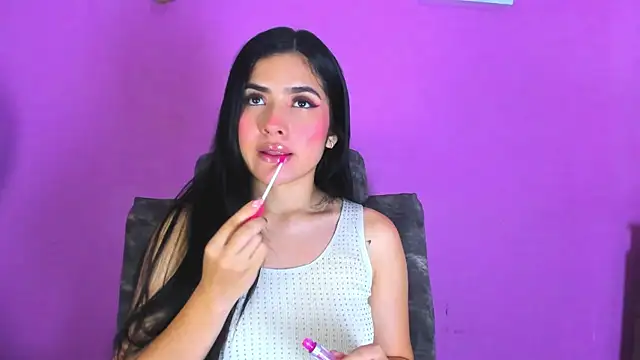 adara johnson   online show from 02/12/25, 11:40