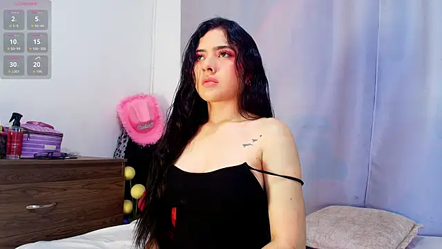 adara johnson   online show from 11/24/25, 11:54