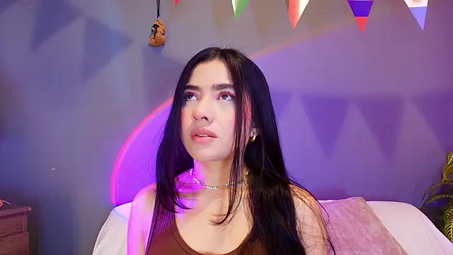 Snapshot of adara_johnson__ chatting on 07/09/26, 11:47 adara johnson online show from 07/09/26, 11:47