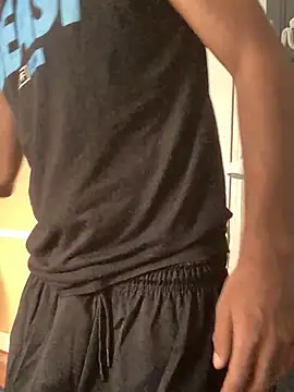 Snapshot of yosparky chatting on 09/27/25, 10:37 yosparky online show from 09/27/25, 10:37