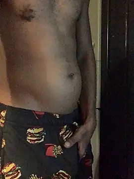 Snapshot of yosparky chatting on 11/01/25, 04:14 yosparky online show from 11/01/25, 04:14