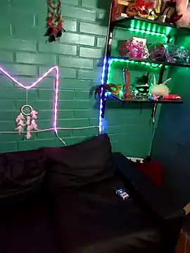 TRISH MILF online show from 01/10/25, 01:32