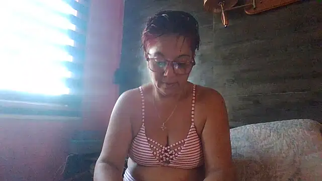 TRISH MILF online show from 02/24/25, 08:25