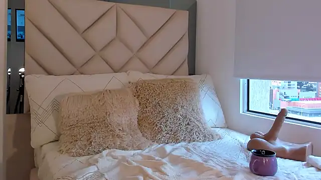 alexa tobar online show from 10/19/25, 09:15