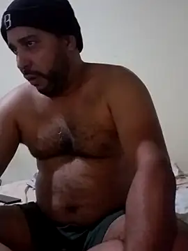 Snapshot of friendsloversex chatting on 01/08/25, 04:02 friendsloversex online show from 01/08/25, 04:02