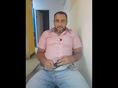 Snapshot of friendsloversex chatting on 10/23/25, 07:56 friendsloversex online show from 10/23/25, 07:56