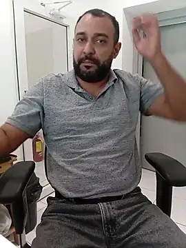 Snapshot of friendsloversex chatting on 11/20/25, 05:12 friendsloversex online show from 11/20/25, 05:12