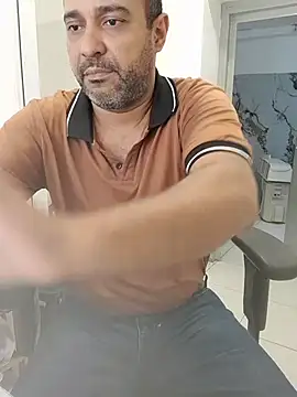 Snapshot of friendsloversex chatting on 11/27/25, 04:53 friendsloversex online show from 11/27/25, 04:53