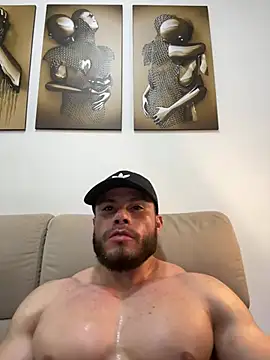 Snapshot of garageboy94 chatting on 02/01/25, 01:23 garageboy94 online show from 02/01/25, 01:23