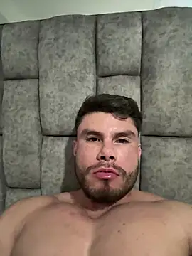 Snapshot of garageboy94 chatting on 02/16/25, 04:53 garageboy94 online show from 02/16/25, 04:53