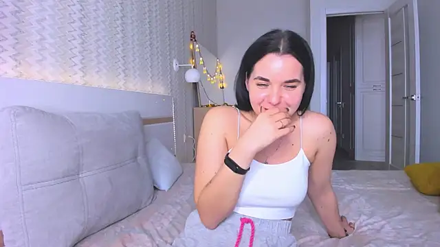 Snapshot of Kate_Ree chatting on 01/14/25, 07:48 Kate Ree online show from 01/14/25, 07:48