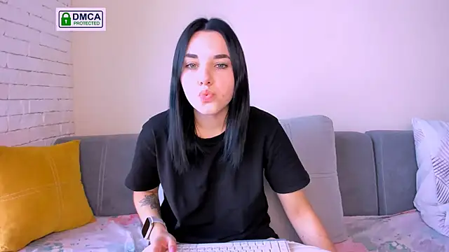 Snapshot of Kate_Ree chatting on 09/24/25, 04:49 Kate Ree online show from 09/24/25, 04:49