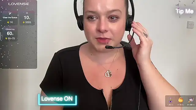 NaughtyWifeUK online show from 12/02/24, 12:18